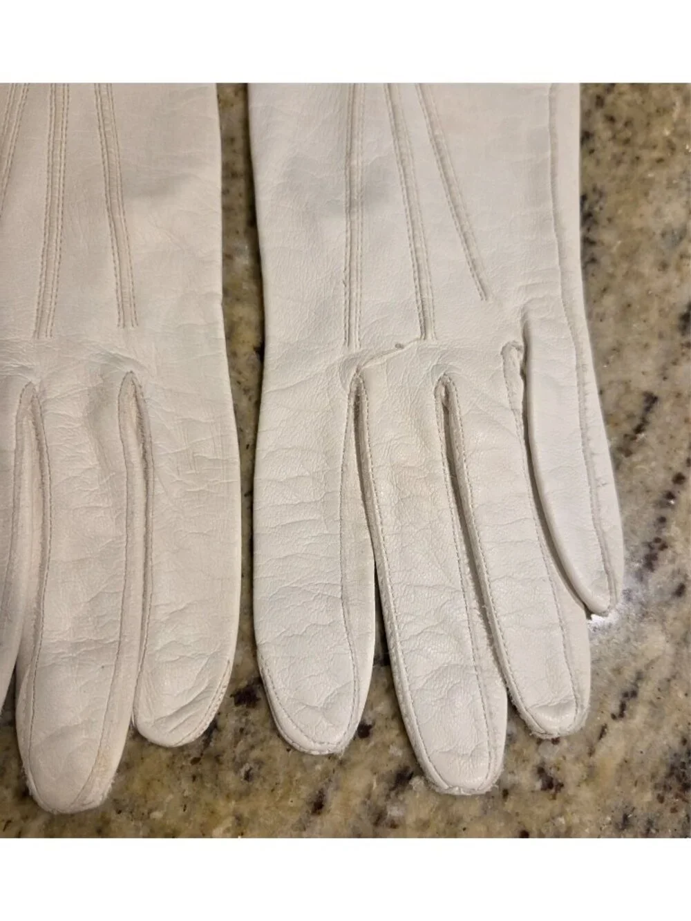 Vintage Womens Size S Off-White Leather Formal Gloves 10.5